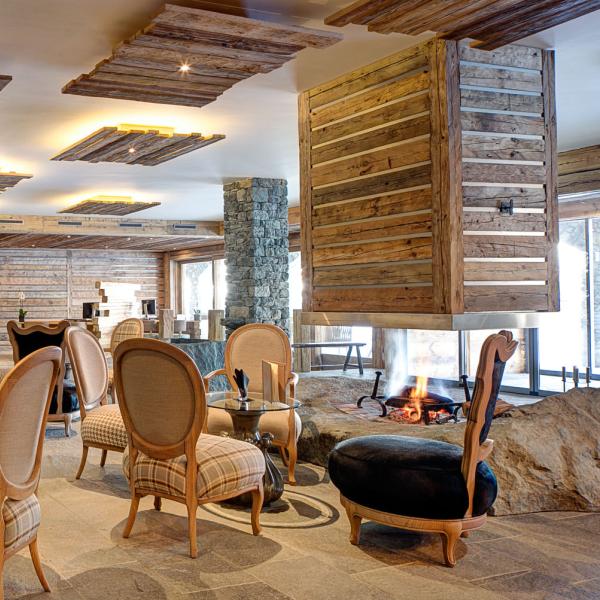 Nendaz-Hotel-Lobby